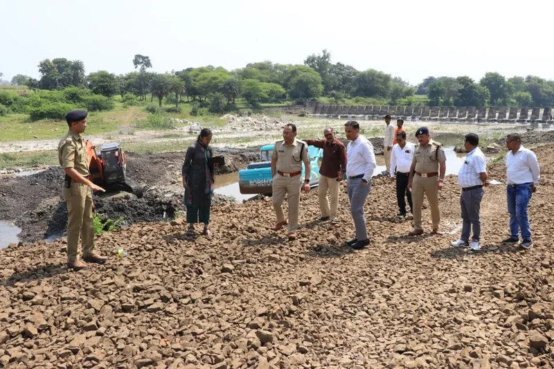 अनंत चतुर्दशी पर गणेश प्रतिमा विसर्जन की तैयारियों का कलेक्टर एवं पुलिस अधीक्षक ने लिया जायजा