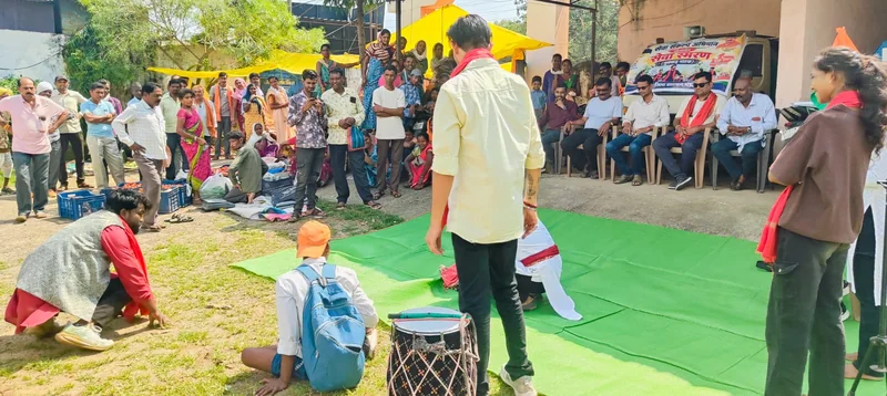 सेवा संकल्प अभियान के तहत गाँव-गाँव पहुँचा नुक्कड़ नाटक