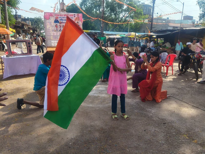 सेवा संकल्प अभियान अंतर्गत लटेरी में नुक्कड़ नाटक की प्रभावशाली प्रस्तुति